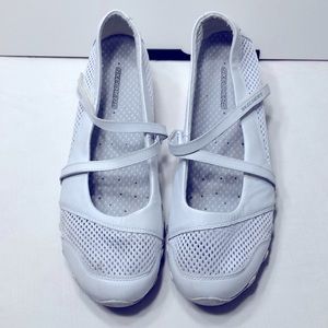 Skechers Biker Luxe white Mary Jane Shoes   Sz 10 GUC